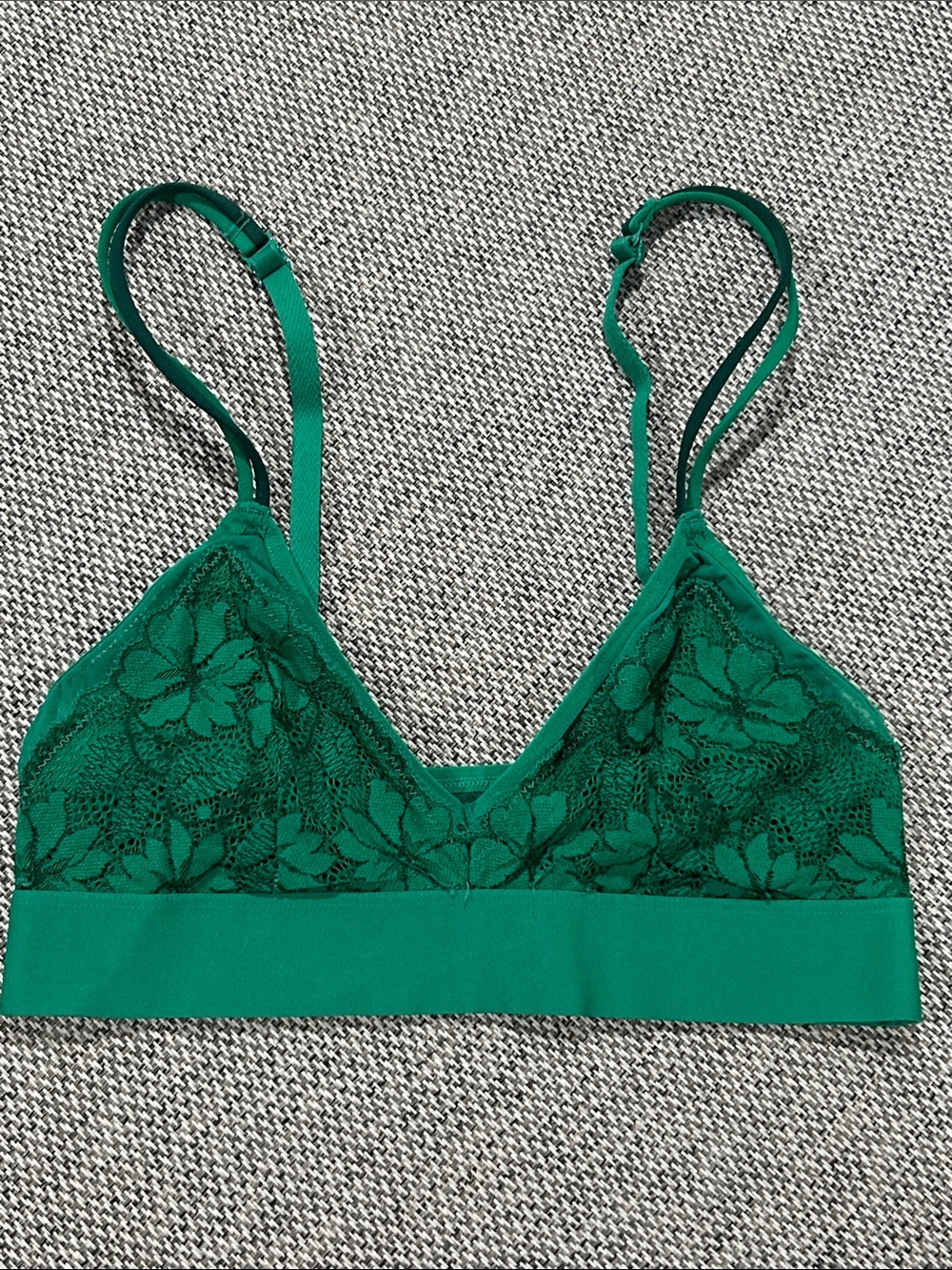 •AUDEN• bralette!